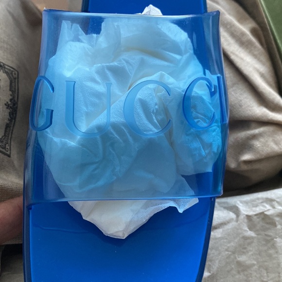 Transparent blue gucci slides - Picture 16 of 16